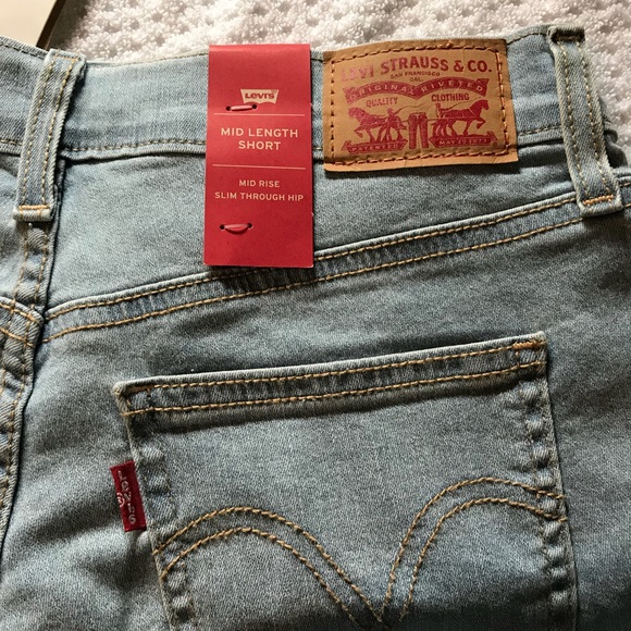 Levi Mid Length Shorts - Picture 5 of 7